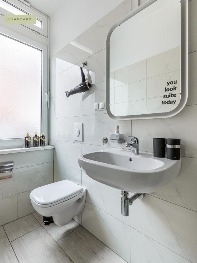 Apartments Berlin Aroser Allee ภายนอก รูปภาพ