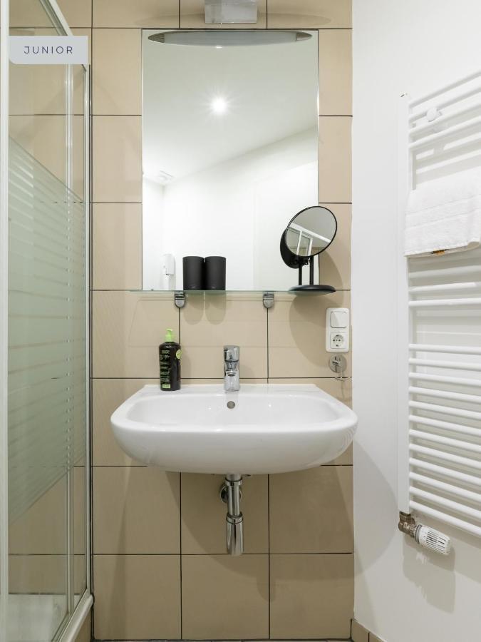 Apartments Berlin Aroser Allee ภายนอก รูปภาพ